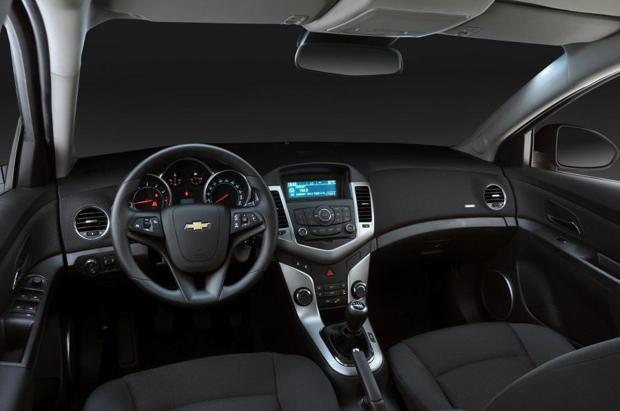  Chevrolet Cruze Sport6 2012 года  (фото 16 из 63)